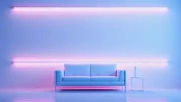 Cooles minimalistisches Sofa in Hellblau in einem leeren Raum mit neonfarbener LED-Beleuchtung an der Wand, generiert mit KI