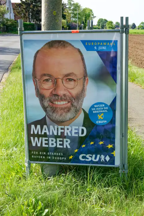 Europawahl 2024 Wahlplakat der Partei CSU mit Spitzenkandidat Manfred Weber, EVP-Vorsitzender