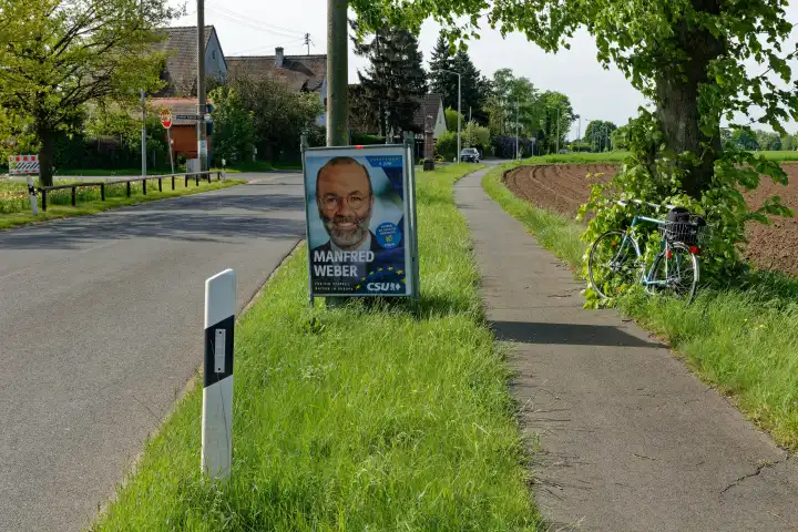Europawahl 2024 Wahlplakat der Partei CSU mit Spitzenkandidat Manfred Weber, EVP-Vorsitzender