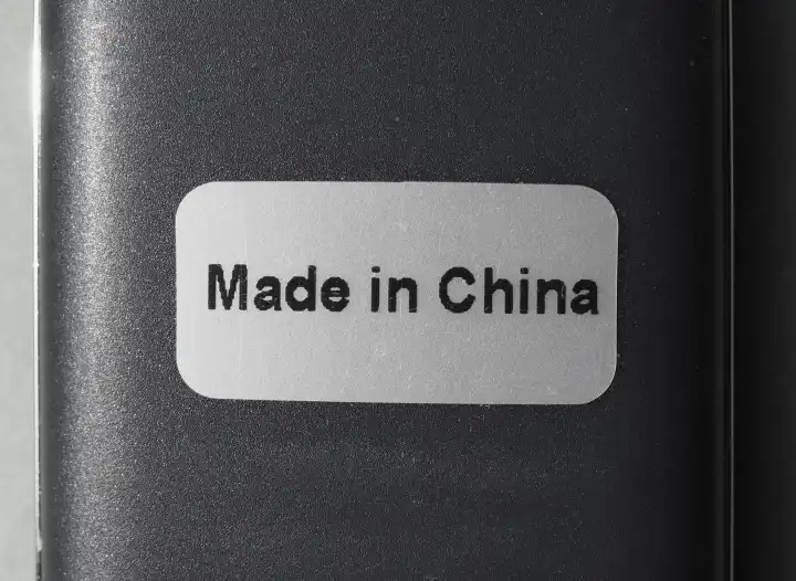 Made in China"-Zeichen auf elektronischem Gerät