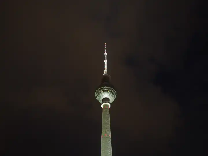 Fernsehturm am Alexanderplatz in Berlin, Deutschland