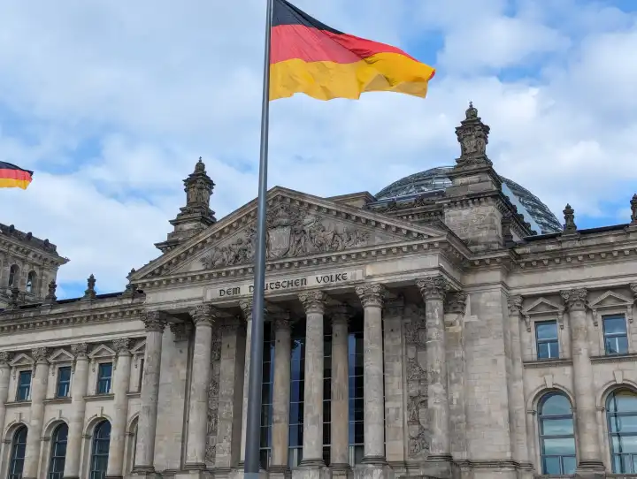 Das Reichstagsgebäude, sitz des deutschen Bundestages